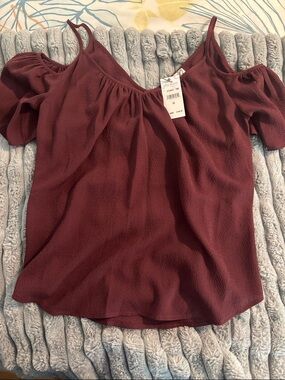 Cold-Shoulder Waffle Knit Top - Burgundy